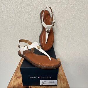 New Tommy Hilfiger Women’s White T-Strap Sandals, size 7